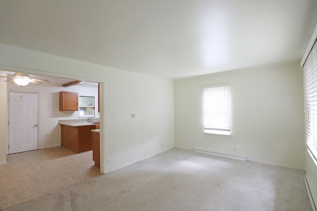 1409 Coutant Street, Flushing, MI 48433