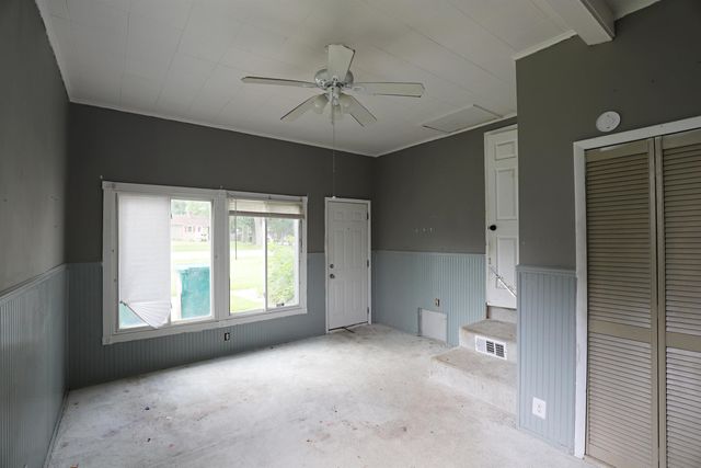 1409 Coutant Street, Flushing, MI 48433
