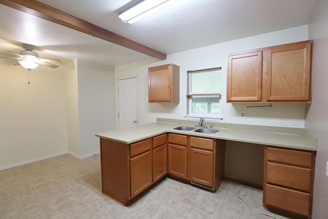 1409 Coutant Street, Flushing, MI 48433