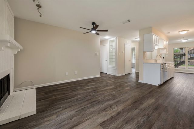 849 S Gun Barrel Lane F2, Gun Barrel City, TX 75156