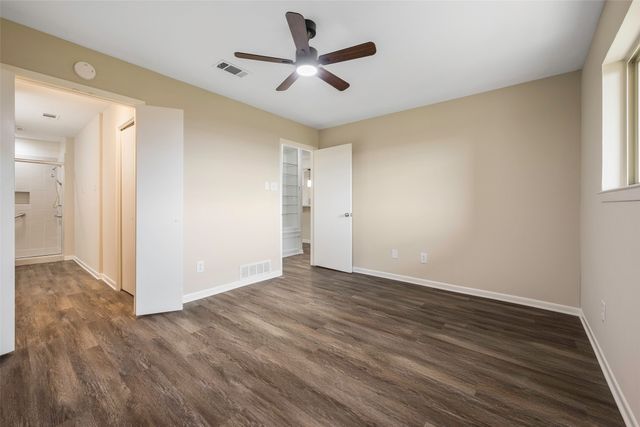 849 S Gun Barrel Lane F2, Gun Barrel City, TX 75156