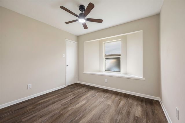 849 S Gun Barrel Lane F2, Gun Barrel City, TX 75156