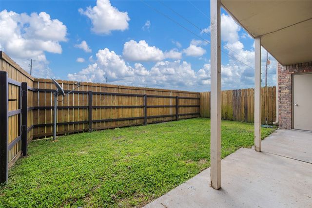 849 S Gun Barrel Lane F2, Gun Barrel City, TX 75156
