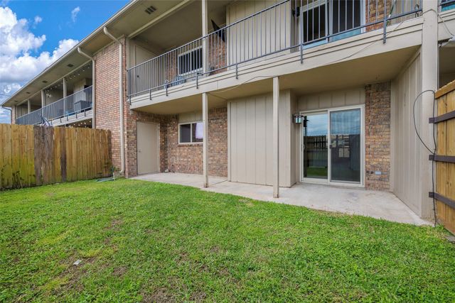 849 S Gun Barrel Lane F2, Gun Barrel City, TX 75156