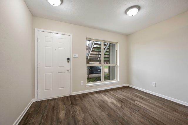 849 S Gun Barrel Lane F2, Gun Barrel City, TX 75156