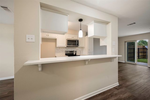 849 S Gun Barrel Lane F2, Gun Barrel City, TX 75156