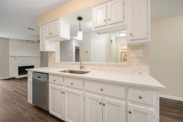 849 S Gun Barrel Lane F2, Gun Barrel City, TX 75156