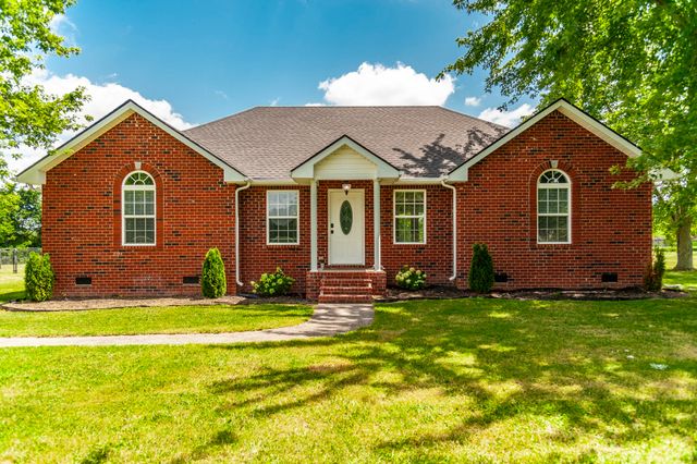 1197 Harve Brown Rd, Bethpage, TN 37022
