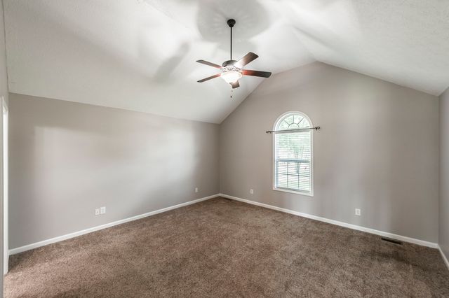 1197 Harve Brown Rd, Bethpage, TN 37022