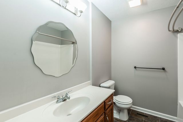 1197 Harve Brown Rd, Bethpage, TN 37022