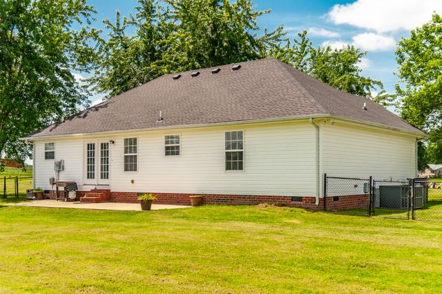 1197 Harve Brown Rd, Bethpage, TN 37022