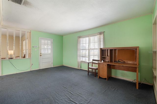 470 OGDEN AVENUE, Umatilla, FL 32784