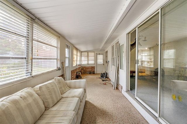 470 OGDEN AVENUE, Umatilla, FL 32784