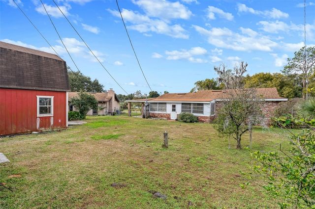 470 OGDEN AVENUE, Umatilla, FL 32784