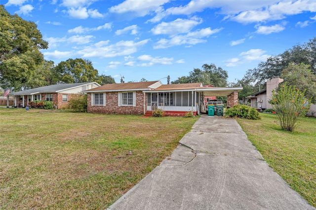 470 OGDEN AVENUE, Umatilla, FL 32784