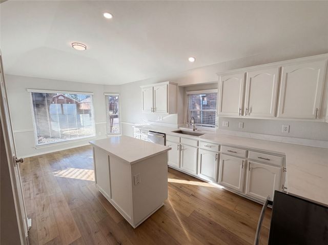 4220 Boulder Park Drive, Euless, TX 76040