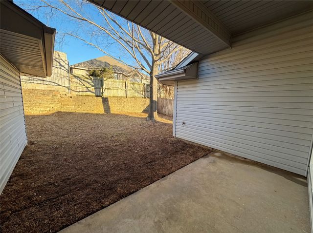 4220 Boulder Park Drive, Euless, TX 76040