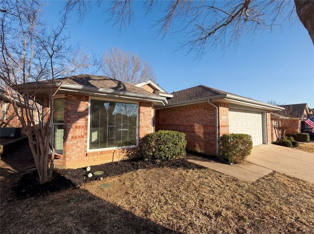 4220 Boulder Park Drive, Euless, TX 76040