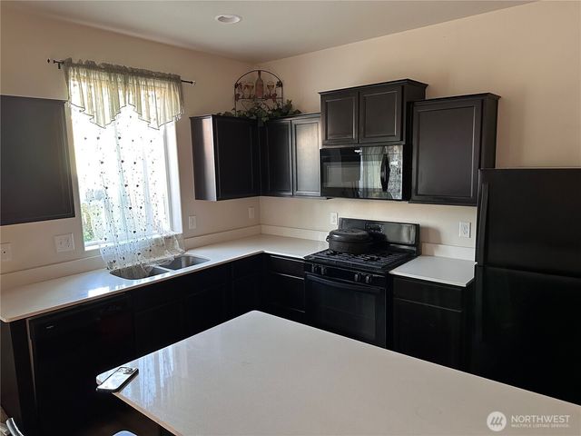 7046 Tahoe Drive SE, Tumwater, WA 98501