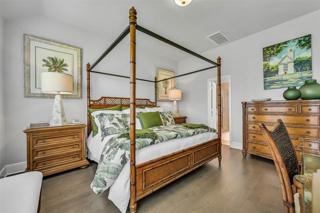 1009 Tackett Court, Webster, TX 77598