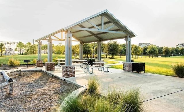 1009 Tackett Court, Webster, TX 77598