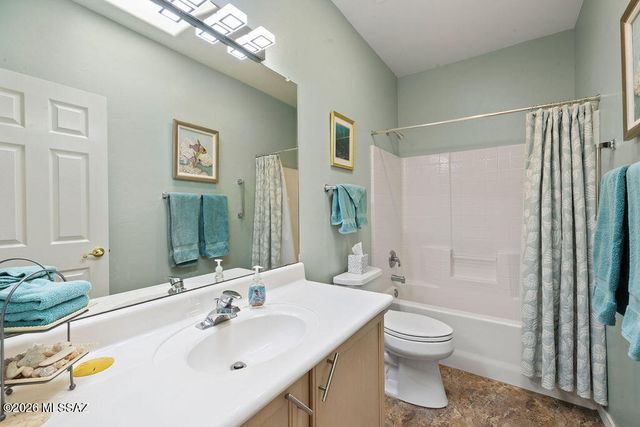 453 W Windham Boulevard, Green Valley, AZ 85614