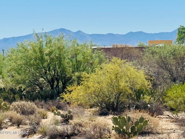 453 W Windham Boulevard, Green Valley, AZ 85614