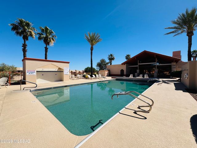453 W Windham Boulevard, Green Valley, AZ 85614