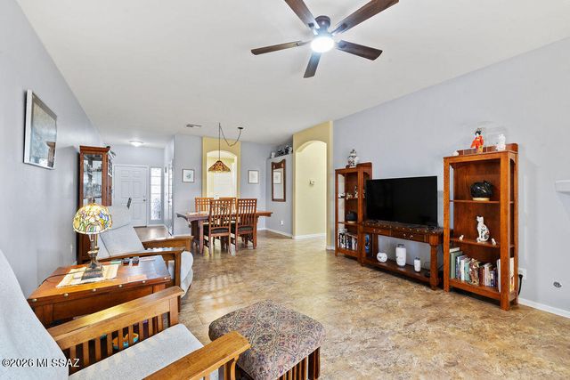 453 W Windham Boulevard, Green Valley, AZ 85614