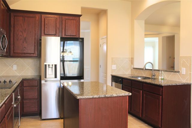 5913 Haven Lake Way, Fort Worth, TX 76244