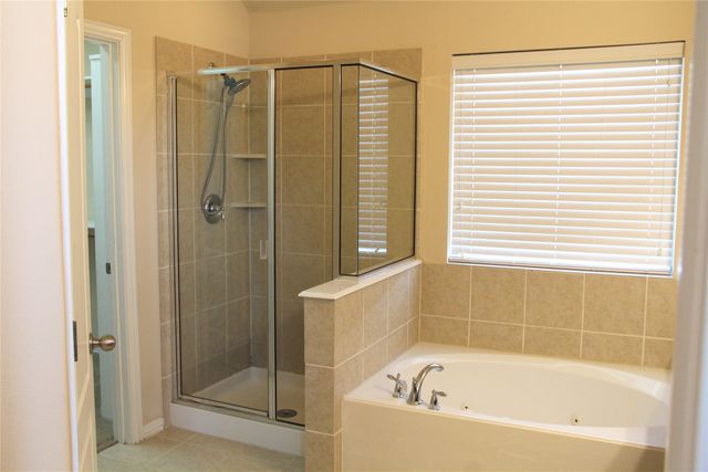 5913 Haven Lake Way, Fort Worth, TX 76244