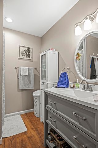 250 Geneva Avenue, Irvine, KY 40336