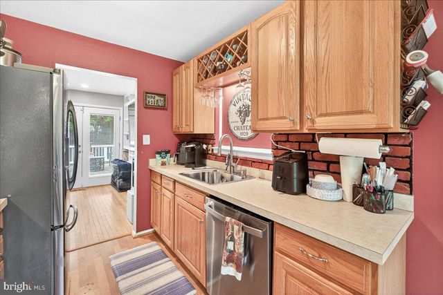 24200 LOG HOUSE ROAD, Gaithersburg, MD 20882