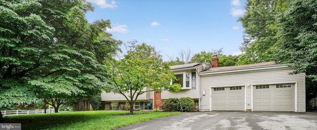 24200 LOG HOUSE ROAD, Gaithersburg, MD 20882