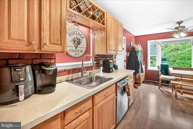 24200 LOG HOUSE ROAD, Gaithersburg, MD 20882
