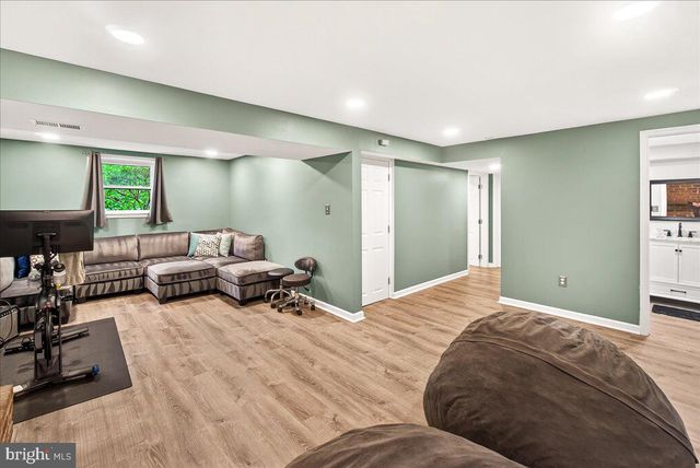 24200 LOG HOUSE ROAD, Gaithersburg, MD 20882