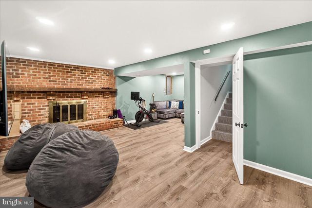 24200 LOG HOUSE ROAD, Gaithersburg, MD 20882