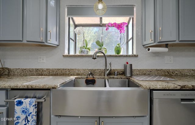 616 MOUNT CRISTO REY Lane, El Paso, TX 79922