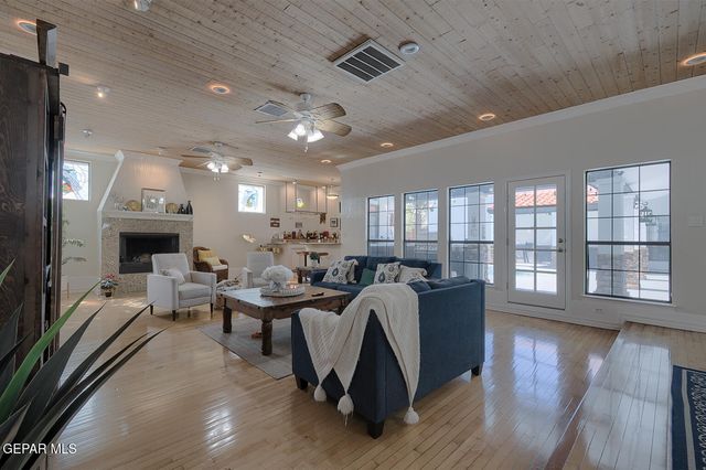 616 MOUNT CRISTO REY Lane, El Paso, TX 79922