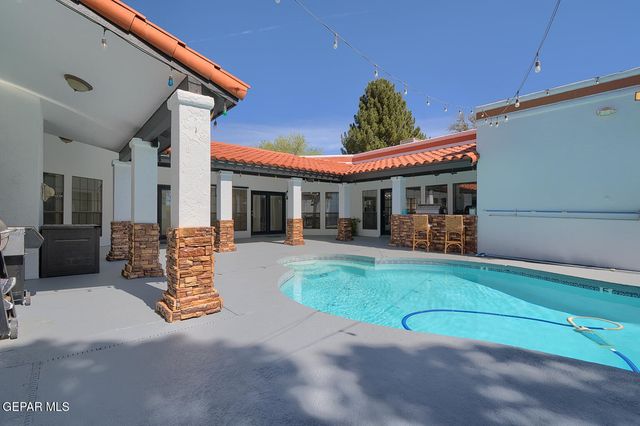 616 MOUNT CRISTO REY Lane, El Paso, TX 79922