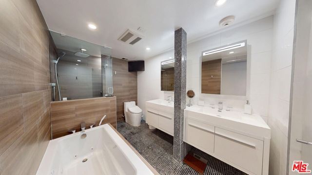 2160 Century Parkway 2001, Los Angeles, CA 90067