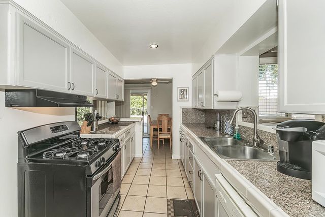 1203 E Simpson Avenue, Fresno, CA 93704