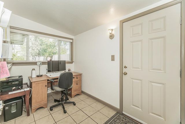 1203 E Simpson Avenue, Fresno, CA 93704