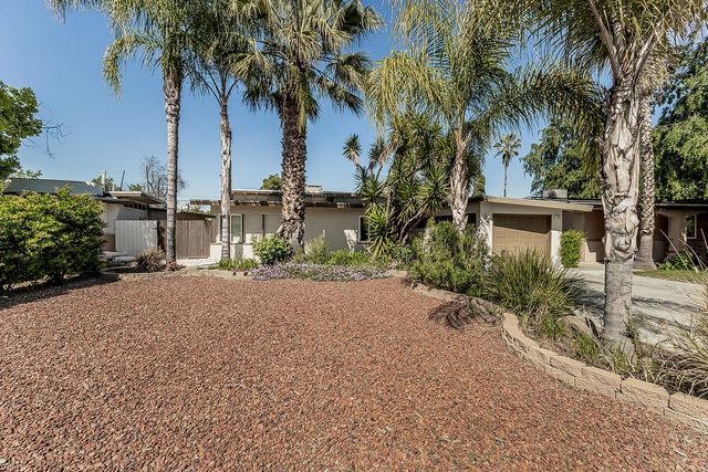 1203 E Simpson Avenue, Fresno, CA 93704