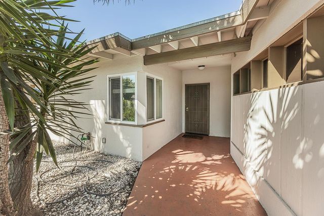 1203 E Simpson Avenue, Fresno, CA 93704