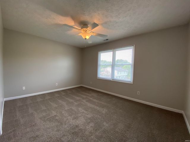 163-165 E Willow Court, Bloomington, IN 47401