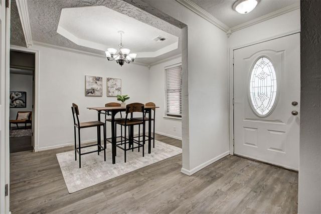 1108 S Highland Drive, Mustang, OK 73064