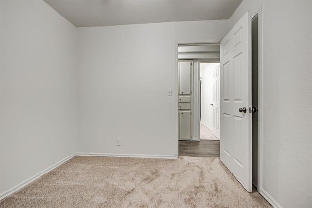 1108 S Highland Drive, Mustang, OK 73064