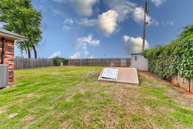 1108 S Highland Drive, Mustang, OK 73064