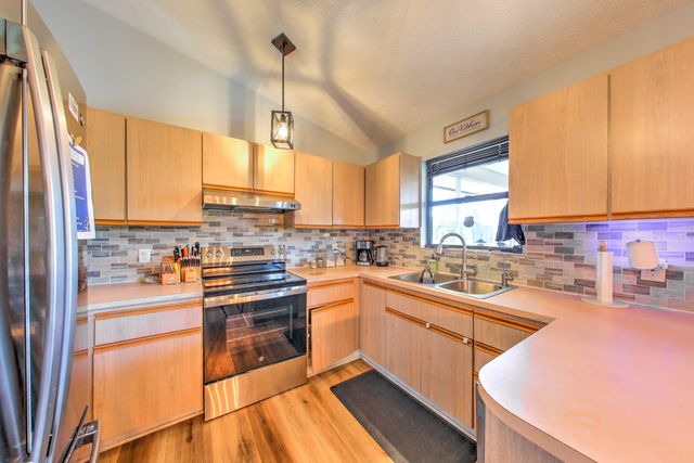 1092 SW Alcantarra Boulevard, Port St. Lucie, Port St Lucie, FL 34953